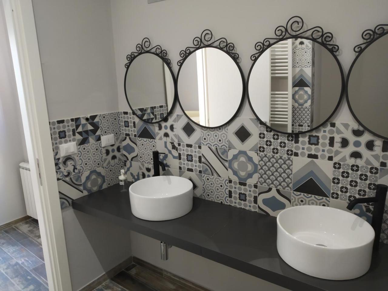 Aparthotel Dimora "I Santi Patroni" Lecce Exterior foto